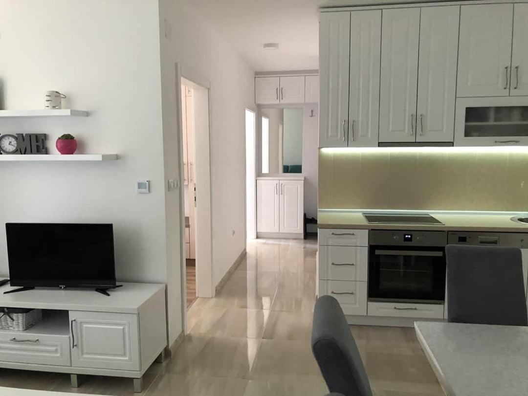 Apartman Sims Bijeljina Kültér fotó