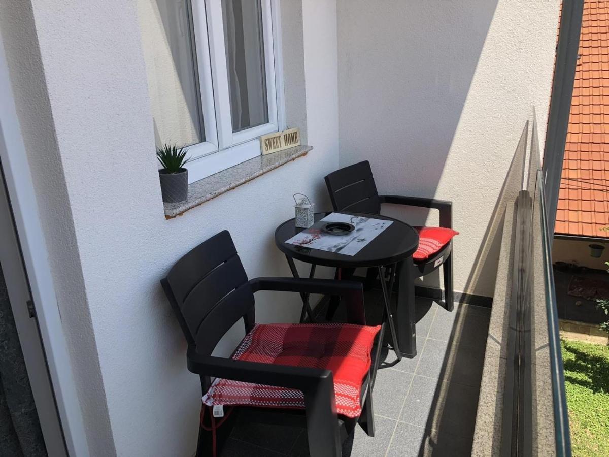 Apartman Sims Bijeljina Kültér fotó